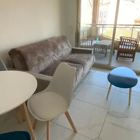 Centre 4 Personnes Apartment *